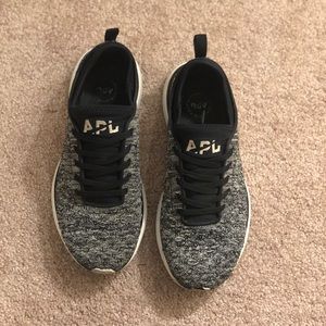 APL TechLoom Phantom Shoe